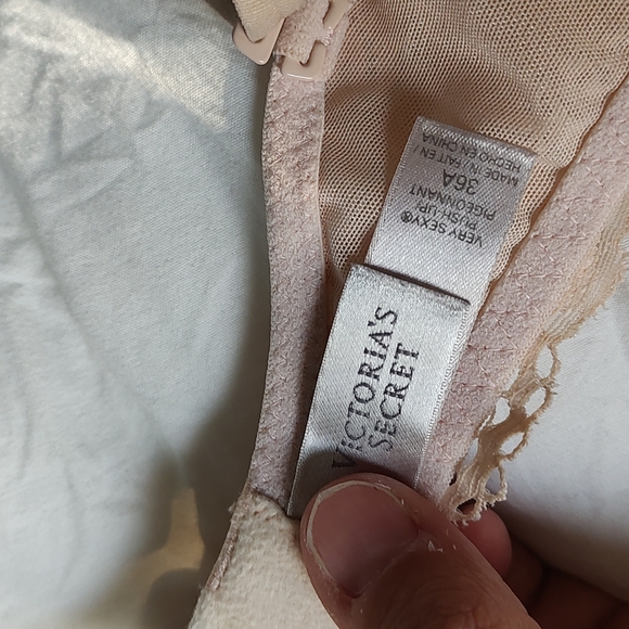 🧁 Vintage EUC Victoria's Secret Very Sexy PushUp Lace Underwire Convertible, 36 - Picture 9 of 13